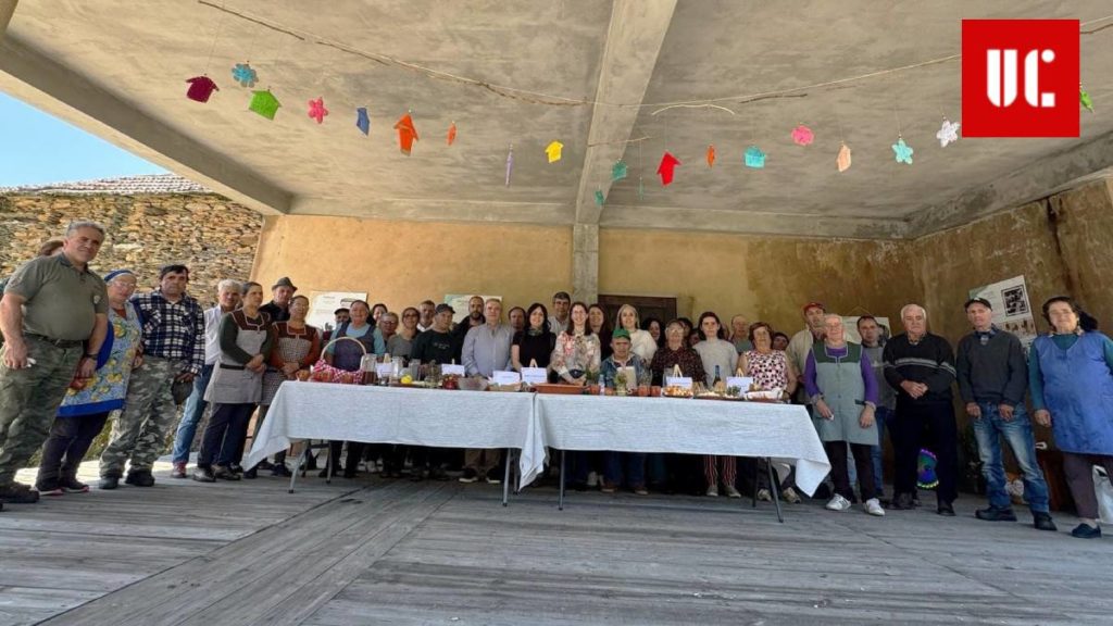Secretária de Estado da Ação Social e da Inclusão partilhou caldo comunitário com população da Lomba de Arões
