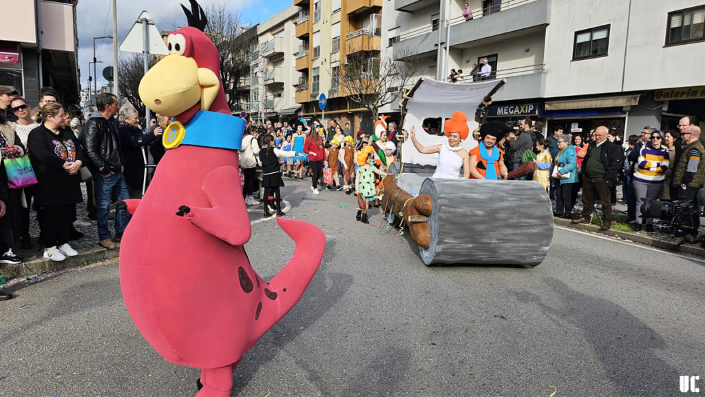 Desfile de Carnaval saiu hoje às ruas da cidade de Vale de Cambra