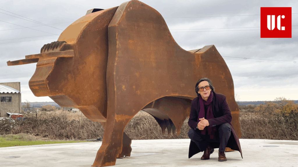 Escultor Vitor ferreira assina “escultura monumental” do Touro Mirandês em Malhadas